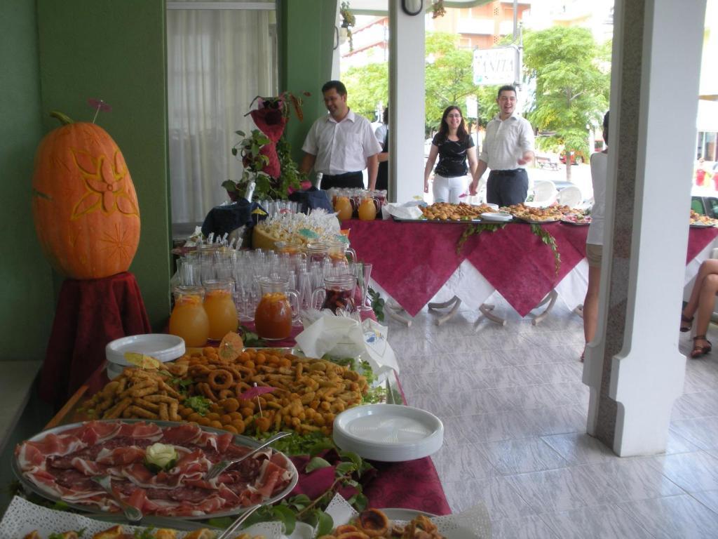 Hotel Serena Gatteo Exterior photo
